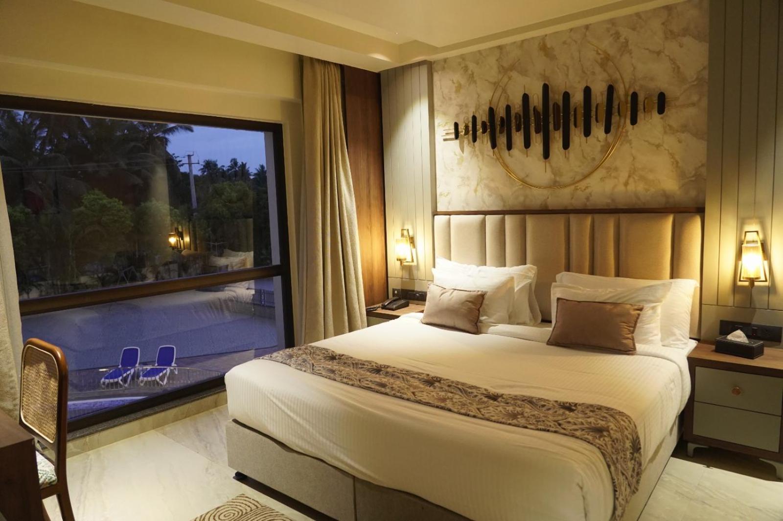 Aj Grand Elite Hotel มังคาลอร์ ภายนอก รูปภาพ